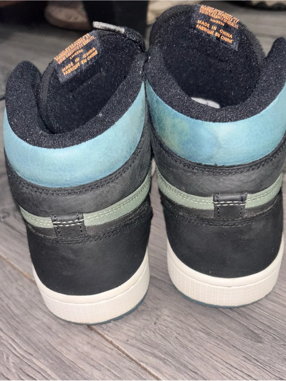 Jordan Men's Air Jordan 1 High in Teal/Olive/Black